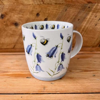 Alex Clark Mok Bee & Harebells ~ Bijen & Bloemen