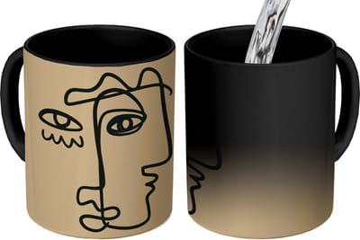 Magische Mok - Foto op Warmte Mokken - Koffiemok - Overlappende profielen - Lichtbruin - Zwart - Magic Mok - Beker - 350 ML - Theemok