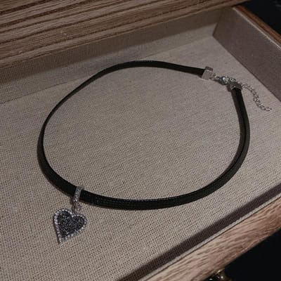 Klassieke Gotische Zwarte Lederen Choker Torques Hart Hanger Kettingen Voor Vrouwen Elegante Mode Sieraden Valentijnsdag Cadeaus gray