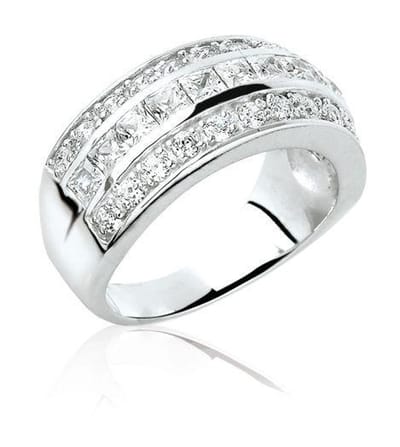 Zinzi - Brede Zilveren Ring - 9mm - Zirkonia - Maat 50 (ZIR307-50)