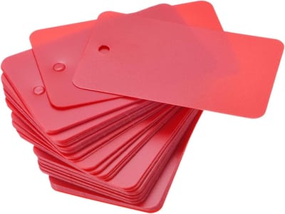 50 Stuks Waterdichte Plastic Verzendlabels 30x50mm, Lege Hangtags met Oogje voor Productidentificatie en Buitenmarkering, Rood
