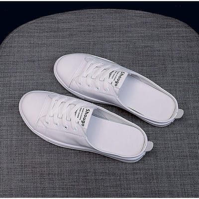 Slippers Leer Kleine Witte Schoenen Dames Baotou Zomer Nieuw Koreaanse Versie van De Alles-match Platte Halve Muilezels Zonder Hakken 34