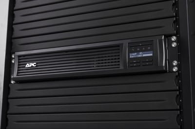 APC Smart-UPS 750VA noodstroomvoeding 4x C13, USB, rack mountable, NMC