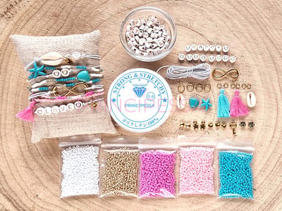 Zelf sieraden maken kralen pakket - Armbandjes - 2mm kraal met letterkralen, connector en gekleurd elastiek - Goud, roze, turquoise - DIY