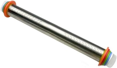Deegroller met schaal - Bakbenodigdheid - Bakken en koken - Verstelbare dikte ringen - 44 cm lengte - Zilverkleurig
