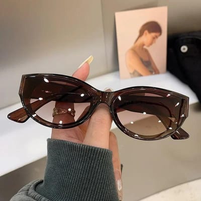 Lunettes de soleil Cat Eye pour femmes Dernières formes ovales Lunettes de soleil Mode Classique Lunettes pour femmes Lunettes de soleil de Designer Populaires pour Dames 1PC
