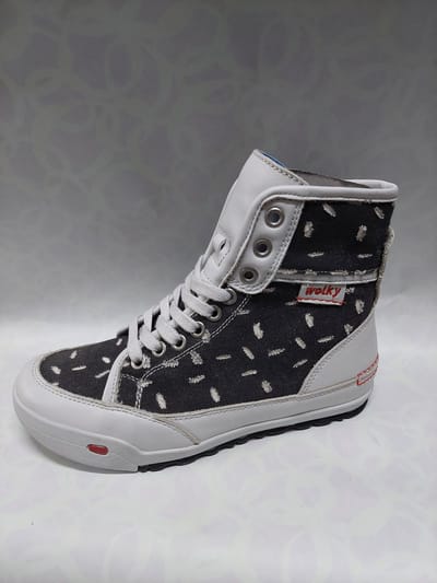 WOLKY 0250 / Dynamic / veterboots / zwart - wit / maat 37