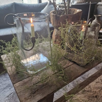 PUUR WONEN| WINDLICHT| WINDLICHT FLOR| UNIEK MONDGEBLAZEN|