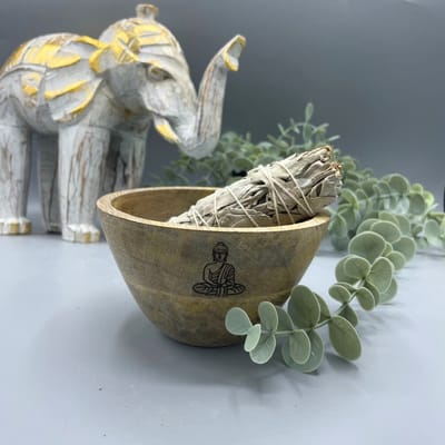 Ancient Wisdom - Decoratieve schaal - Houten kom met gesmolten gerecycled glas - uniek - handgemaakt - ritueel - kunstwerk - ecologisch - kleurrijk
