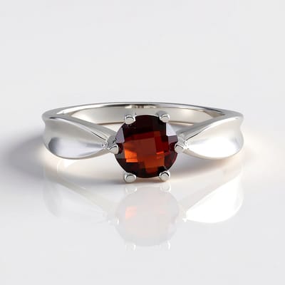 Cavill - Zilveren ring met Mozambique granaat 0,855 ct - 925 Sterling zilver - Ronde briolet geslepen edelsteen - Elegante damesring 21x21 mm