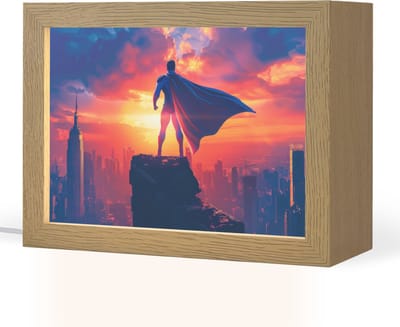 Nachtlampje 20x15 cm - Kinder lampje - Superheld - Stad - Jongens - Kleurrijk - Zon - Tafellamp kinderkamer - Slaapkamer lamp - Bedlamp kinderen - Kinderlampje stopcontact - Wandlamp babykamer - Nachtlampjes