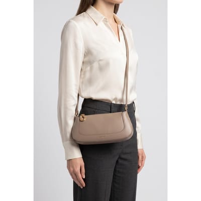 Calvin Klein Hardware Zip Crossbody Bag Desert Taupe Taglia: OS | Borse a tracolla Outlet | Donna | Nero
