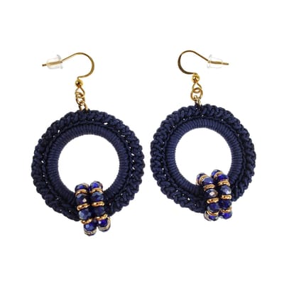 Donkerblauwe Crochet Haakoorbellen, Elegante Lange Oorbellen Dames, RVS Goudkleurig, Lengte 60mm - Handgemaakt esde2