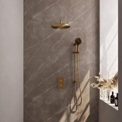 Brauer Gold Carving Thermostatische Regendoucheset Inbouw - Hoofddouche 30 cm - Gebogen Wandarm - 3 Weg - Handdouche 3 Standen - Doucheslang - Geintegreerde Glijstang - Geborsteld Goud