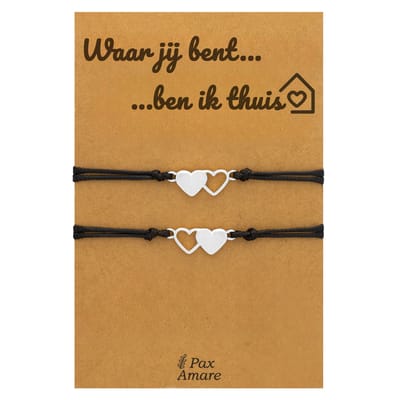 Koppel Armbandjes voor 2 "Waar jij bent, ben ik thuis" - Hartjes - Vriendschapsarmbandjes met Liefdevol Cadeau Kaartje - Zilverkleurig - Elastisch Verstelbaar - Pax Amare