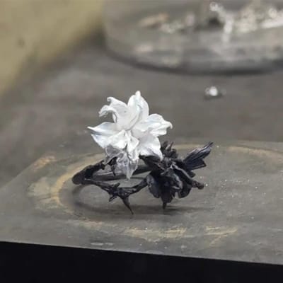 Bague Fleur Mandala Noir et Blanc pour Femmes Personnalité Métal Punk Party Bague de Doigt Accessoires de Mode Bijoux gray