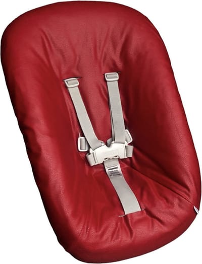 #66 Newborn hoes, Rood suéde look, Stokke Tripp Trapp. Ook geschikt voor Kidsmill Up.