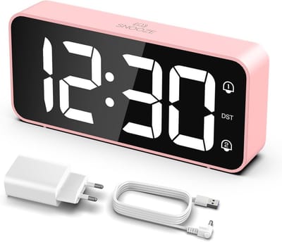 Digitale Wekker met Dubbel Alarm en USB-Oplaadpoort - LED Klok met Aanpasbare Helderheid