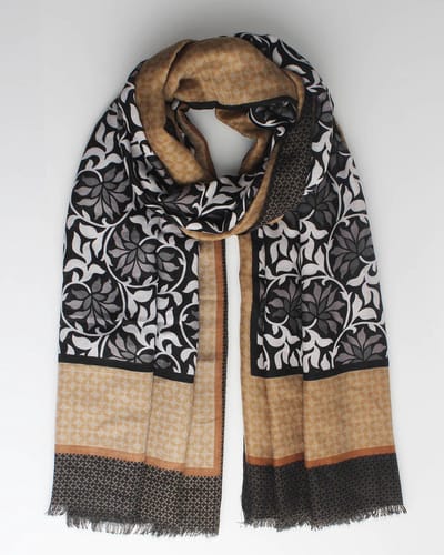 Steffi scarf- Accessories Junkie Amsterdam- Dames sjaal- Katoen- Bloemenprint- Cosy chic- Taupe
