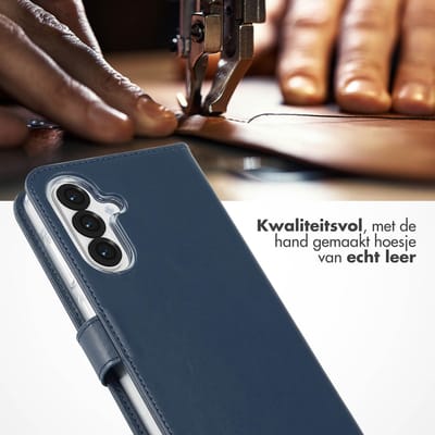 Selencia Hoesje - Geschikt voor Samsung Galaxy A36 / A56 (5G) - Echt Lederen Bookcase - Blauw