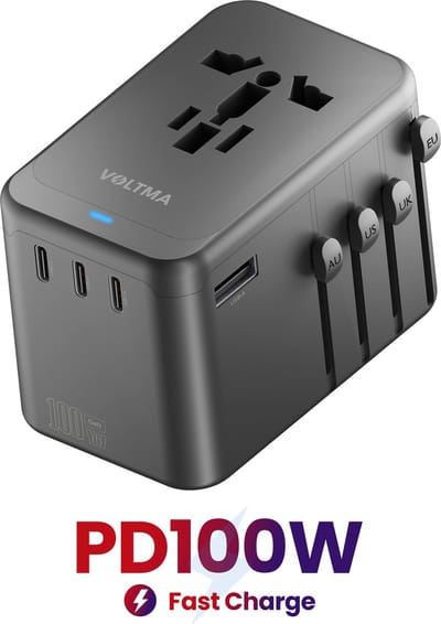 Voltma Universele Reisadapter - 100 Watt Snelle Oplader met 4x USB-C en 1x USB-A Poort - Internationale Reisoplader voor EU, VS, VK en AU - Overspanningsbeveiliging met 2500W AC Stopcontact - Wereldstekker met PD3.0/2.0, QC3.0, PPS, Apple, MacBook.