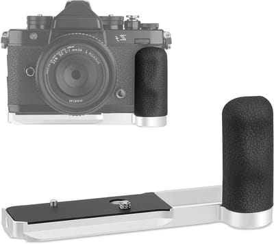 Ergonomische L-vormige Handgreep voor Nikon ZF Camera met Silicone Zijkant, Arca Swiss Type Plaat, Ideaal voor DJI RS2/RS-C2/RS3/RS3-PRO, Zilver en Duurzaam