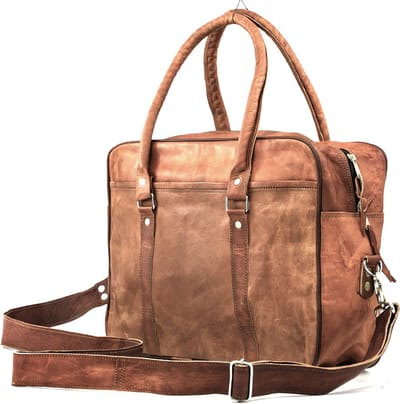 Laptoptas Schoudertas Echt Leer Cognac Bruin - Handgemaakte Messengertas ‘Montevideo’ 15 inch – 37x28x10 cm – Unisex - OnceDoce® Urban Chique – Model nr 858
