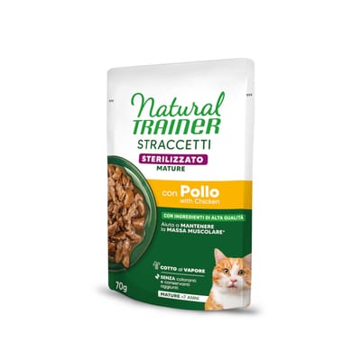 28x 70g Natural Trainer Straccetti Mature Sterilised Streifen in Soße mit Huhn Katzenfutter nass