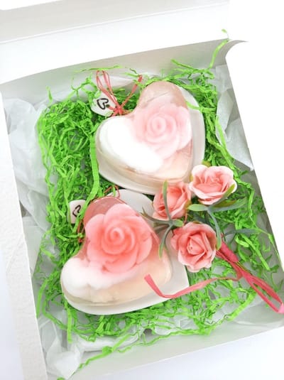 Geschenkset -Handgemaakte zeep-Gift box-Glycerine zeep-cadeau vrouw-verjaardag cadeau-Moederdag cadeau