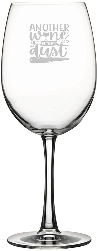 Gegraveerde Rode wijnglas 58cl Another wine bites the dust