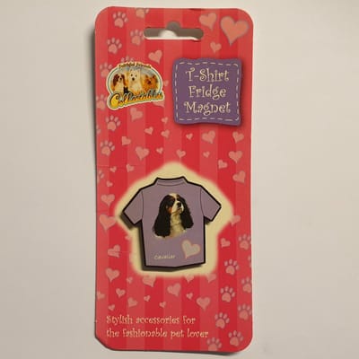 Magneet in t-shirt vorm Cavalier