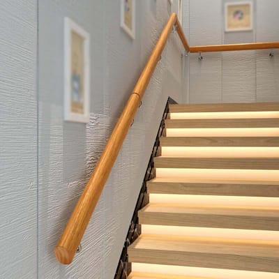 Houten Trapleuning - Grijpstang Wandmontage - Veilig Traplopen - Stevige Roestvrijstalen Beugel - 510 cm - Houtkleurig
