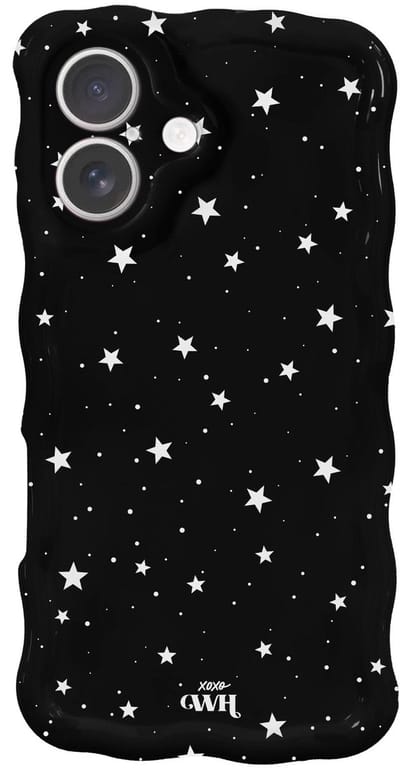 xoxo Wildhearts Glossy Wavy Case Midnight Romance telefoonhoesje - Geschikt voor iPhone 16 Plus - Golvend hoesje - Glimmende silicone case met golven - Vlekbestendig - Camerabescherming - Zwart met witte sterren