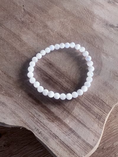 parelmoer armband - 6 mm - edelsteen - wit werking reiniging en voorspoed en geluk - maat 18