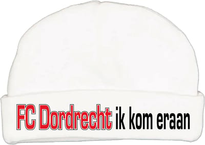 Babymutsje met de tekst: FC Dordrecht ik kom eraan !