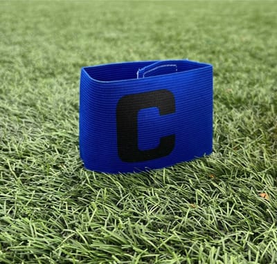 Aanvoerdersband 'C' - JUNIOR - Blauw | Klittenband & elastisch verstelbaar