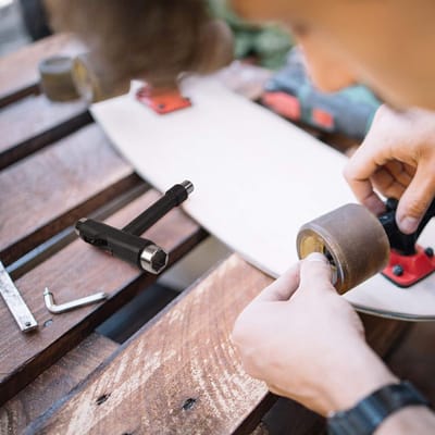 JGS Premium - Multifunctioneel Skateboard Gereedschap met Lagers, Schroeven en Schroevendraaier - Draagbare Accessoires
