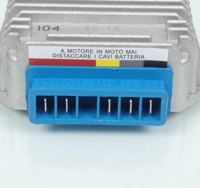 spanningsgelijkrichter rms voor scooter piaggio 50 vespa pk s automatica 1984-1989 2940165 nieuw