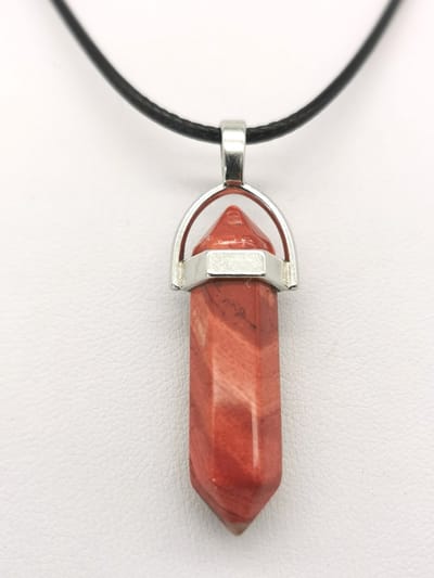 Edelsteen - Rode jaspis - Obelisk Hanger met - gratis - zwart - wax koord Ketting - 40cm + 5cm Verstelbaar - Alle kinderen hebben een natuurlijke aantrekkingskracht op edelstenen.