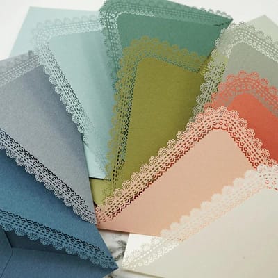 Lot de 5 enveloppes creuses en dentelle style vintage occidental pour cartes d'invitation de mariage, enveloppes cadeaux, papeterie coréenne Kawaii brown