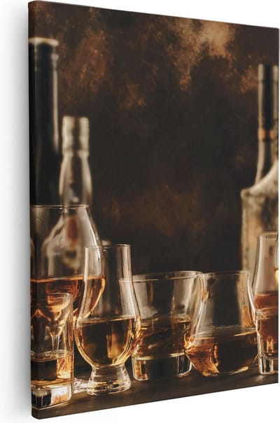 Artaza Canvas Schilderij Stilleven - 40x50 cm - Wanddecoratie Whisky Glazen - Muurdecoratie Woonkamer - Schilderijen Op Canvas