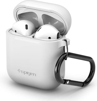 Spigen Silicone Fit Hoesje met Haakje Geschikt voor Apple AirPods Wit