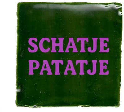 Hogenkamp Klompen & Souvenirs Schatje Patatje - Gekleurd groen tegeltje - 10x10 cm