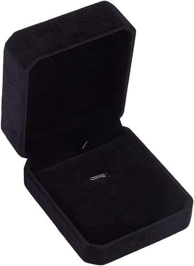 Elegante Zwarte Velours Sieradenbox voor Kettingen, Armbanden en Oorbellen - Compacte Reisopbergdoos voor Trouwringen en Cadeaus