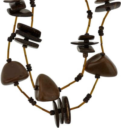 Behave - Lange bruine ketting met resin en houten kralen 79cm