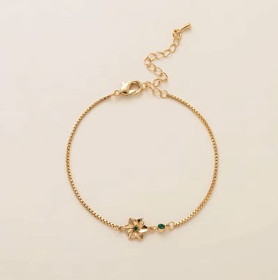 Maevi® Armband - Geboortebloem & Geboortesteen - Maand: Mei - Kleur: Goud - Hoge Kwaliteit - Luxe Armband - Kraamcadeau / Geboorte Cadeau / Verjaardag Cadeau - RVS / Roestvrijstaal - Verkleurt Niet - Armband / Bracelet - Inclusief Kado Verpakking