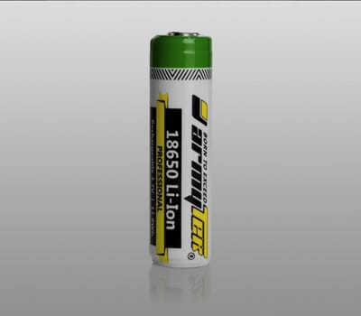 Out-Life - 18650 Li-Ion 3200 mAh 3,7 V batterij / beschermd / oplaadbaar