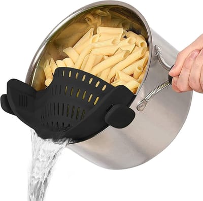 Siliconen zeef, universeel groot pastazeefopzetstuk voor het bevestigen van pan, pan en kom, praktische afgiethulp voor pasta, groenten en fruit, vaatwasmachinebestendig, hoogwaardig, geurloos en