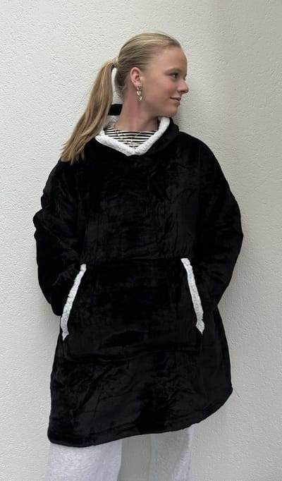 Heerlijke luxe warme Comfy Hoodie - Hoody Deken - Plaid met Mouwen - Fleece Trui - Oversized - Zwart - Kerst - Sinterklaas