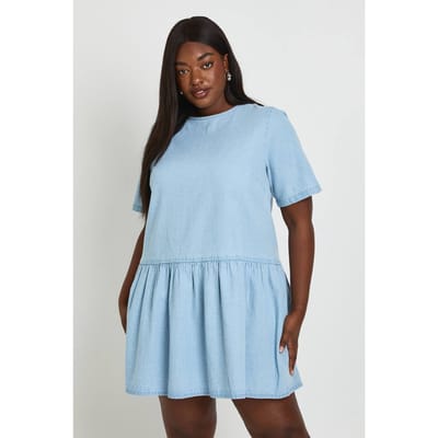 boohoo Dames Plus Chambray Korte Mouw Skater Jurk | Licht Gebleekt | Maat: 44